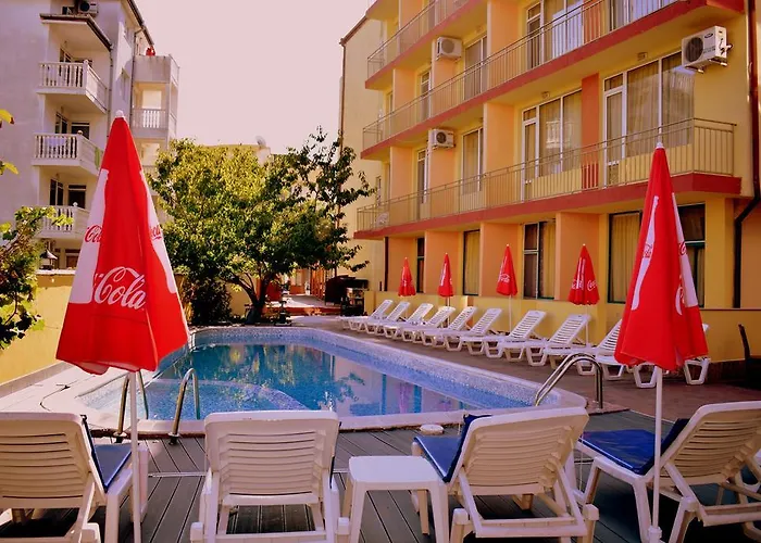 Отель Ryor - Breakfast And Free Parking