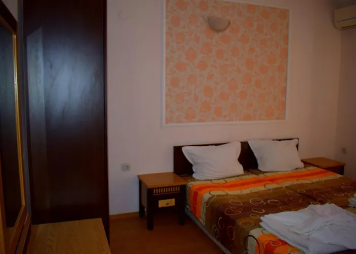 Ryor - Breakfast And Free Parking Солнечный берег