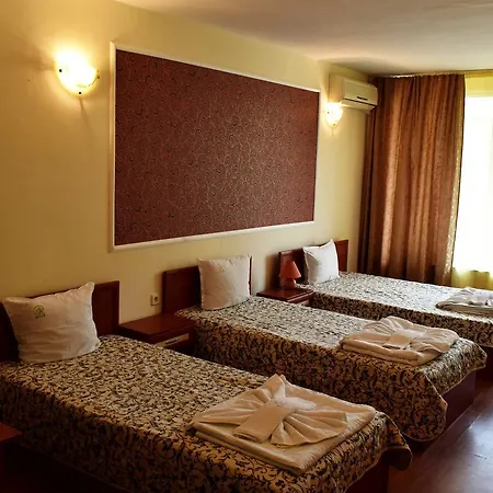 Ryor Hotel - Breakfast&Free Parking Sunny Beach