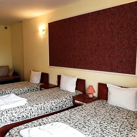 Hotel Ryor - Breakfast And Free Parking Slantschew brjag