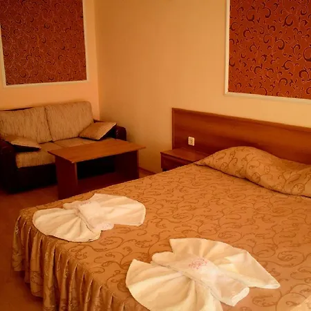 Ryor Hotel - Breakfast&Free Parking