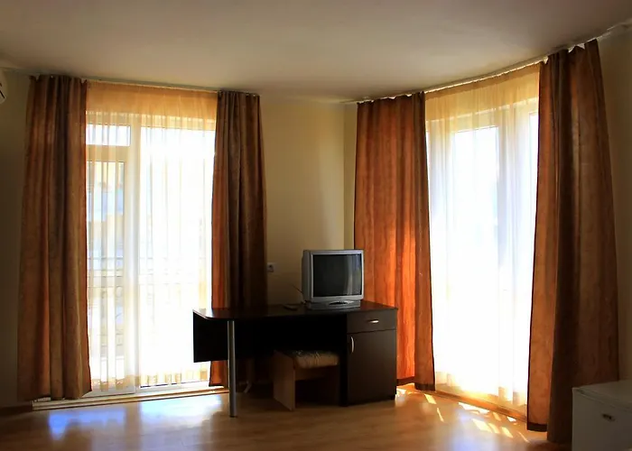 Hotell Ryor - Breakfast And Free Parking Slăntjev Brjag