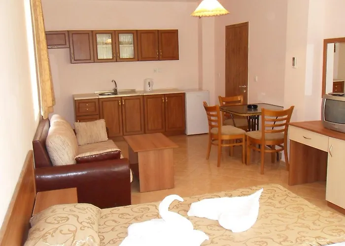 Hotel Ryor - Breakfast And Free Parking Sunny Beach